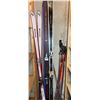Image 1 : Skiing Lot