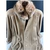 Image 2 : Ladies Formal Coat with Raccoon Collar