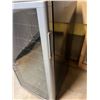 Image 2 : Danby Bar Fridge
