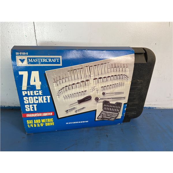 Mastercraft 74pc Socket Set