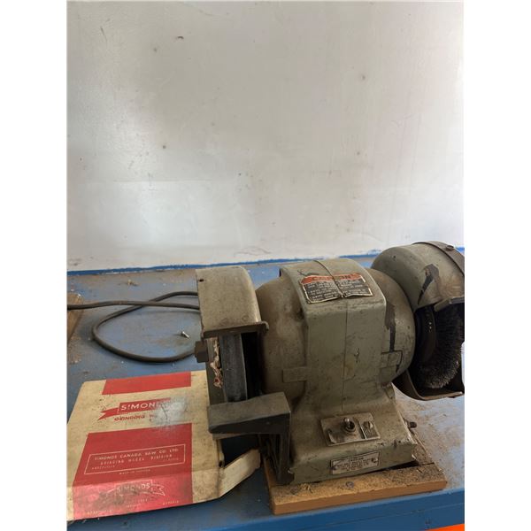 Black & Decker 4310 Bench Grinder