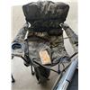 Image 4 : Folding Chairs