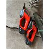 Image 4 : Lawn and Garden Tools