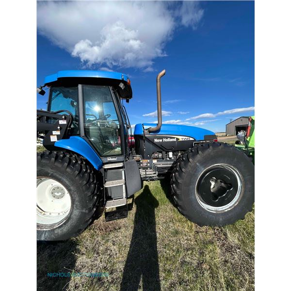 New Holland TV145 Bi-directional