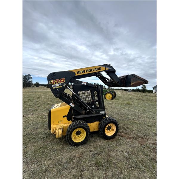 2008 New Holland L170 Skid Steer