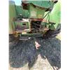 Image 6 : John Deere 820