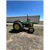 Image 7 : John Deere 820