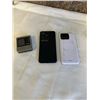 Image 1 : 3 CELLPHONES. 1 MOXEE PHONE, 2 LOGIC PHONES, 1 IS A FLIP PHONE