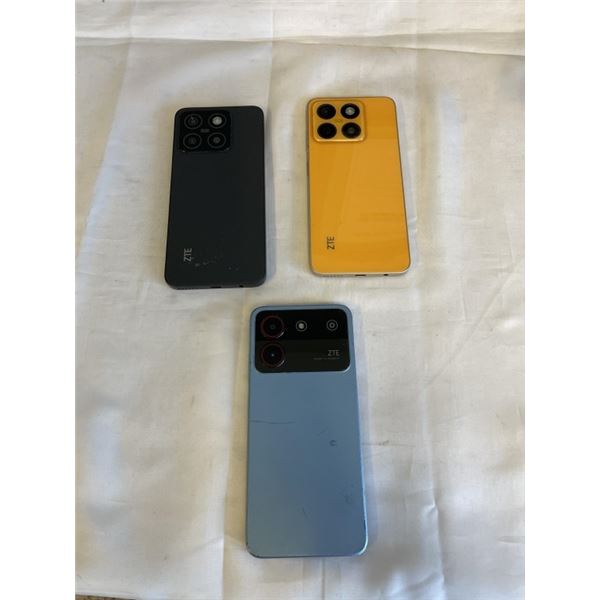 3 ZTE CELLPHONES INCLUDING 2 BLADE A55 AND A BLADE A54