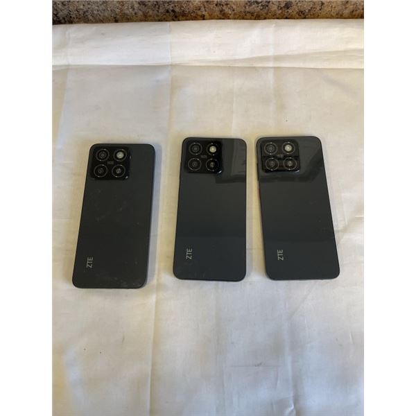 3 ZTE BLADE A55 SMARTPHONES