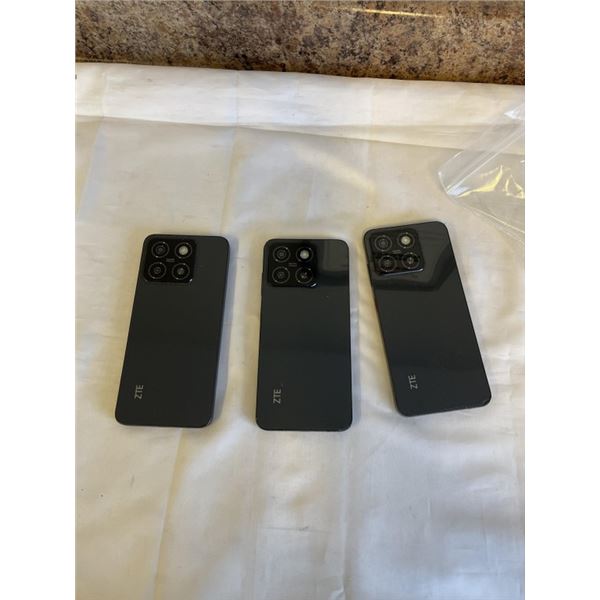 3 ZTE BLADE A55 SMARTPHONES