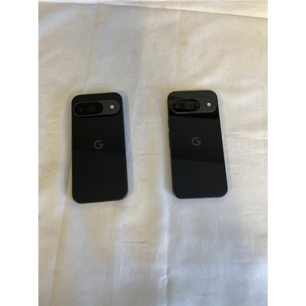2 GOOGLE PIXEL 9 CELLPHONES