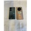 Image 1 : 2 HONOR CELLPHONES MODEL 705GX30