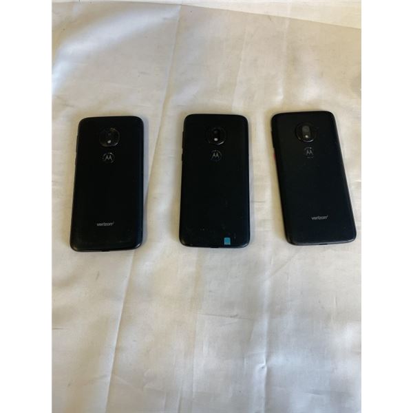 3 MOTOROLA MOTO G7 PLAY PHONES