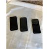 Image 2 : 3 MOTOROLA MOTO G7 PLAY PHONES