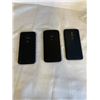 Image 1 : 3 MOTOROLA MOTO G7 PLAY PHONES
