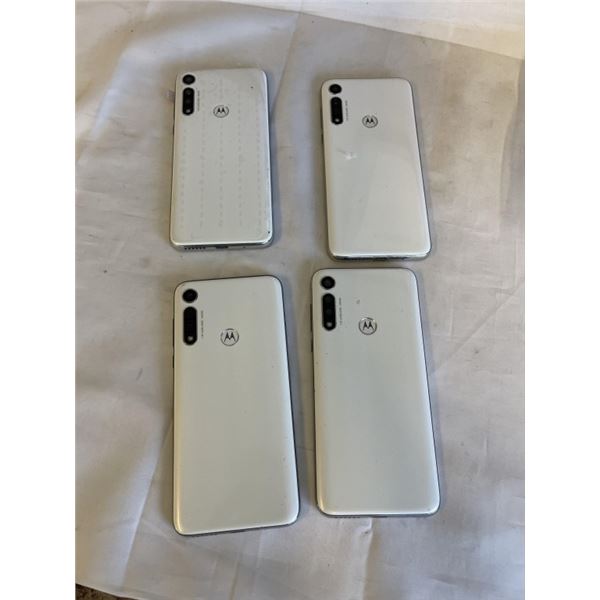4 MOTOROLA MOTO G FAST CELLPHONES