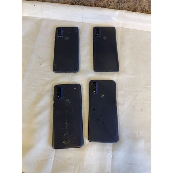 4 MOTOROLA G PURE SMARTPHONES