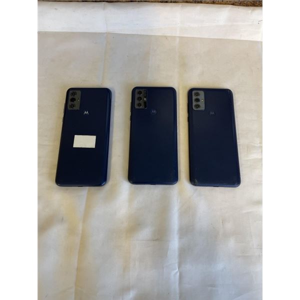 3 MOTOROLA MOTO G PLAY 2023