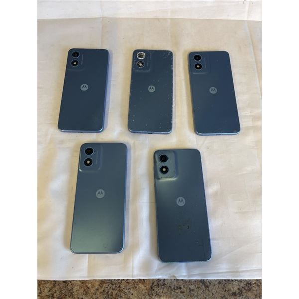 5 MOTOROLA G PLAY SMARTPHONES