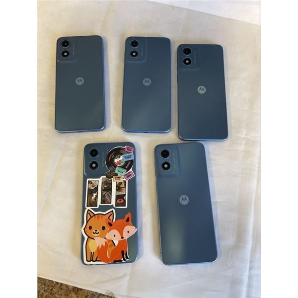 5 MOTOROLA G PLAY SMARTPHONES