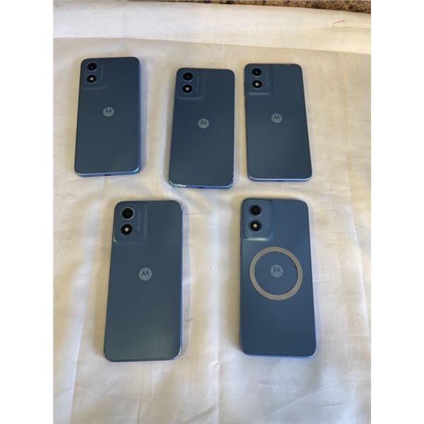 5 MOTOROLA G PLAY SMARTPHONES