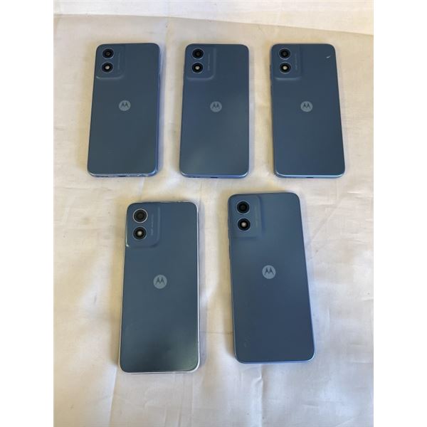 5 MOTOROLA G PLAY SMARTPHONES