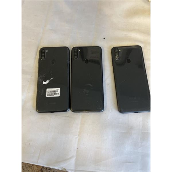 3 SAMSUNG GALAXY A11 SMARTPHONES