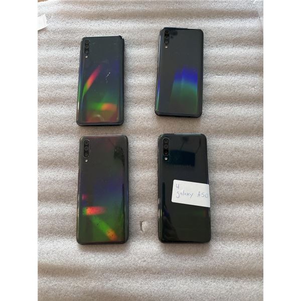 4 SAMSUNG GALAXY A50 SMARTPHONES