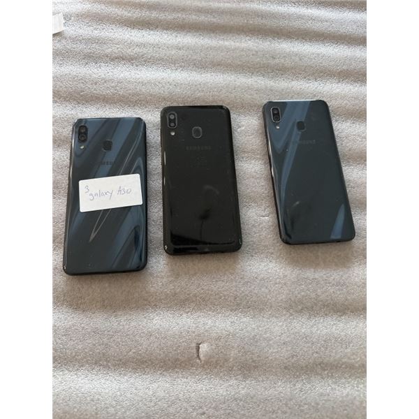 3 SAMSUNG GALAXY A30 SMARTPHONES