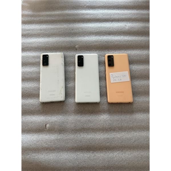 3 SAMSUNG GALAXY S20 FE 5G SMARTPHONES
