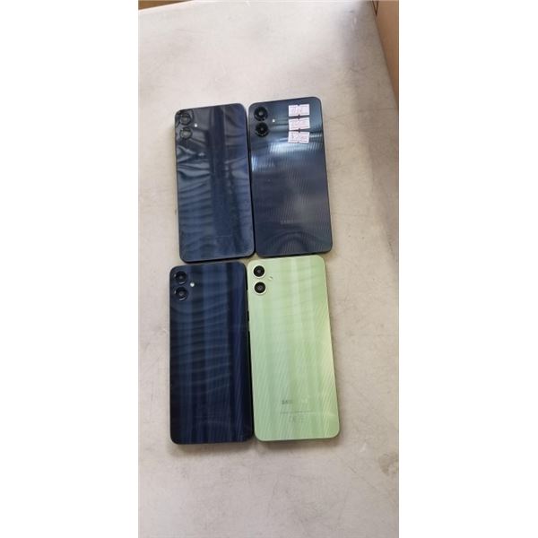 4 SAMSUNG GALAXY A06 SMARTPHONES