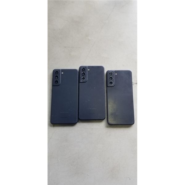 3 SMASUNG GALAXY S21 FE SMARTPHONES