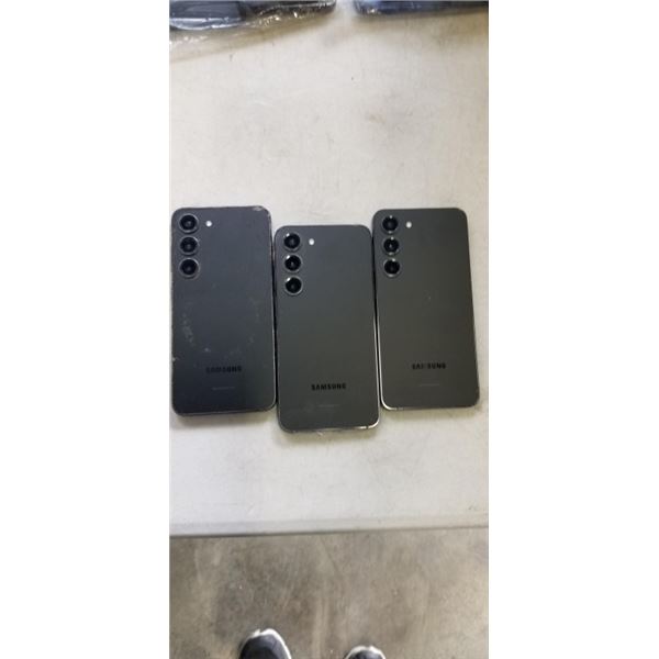 3 SAMSUNG GALAXY S23 SMARTPHONES