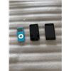 Image 2 : 3 APPLE IPODS, 2 ARE TOUCH MODELS