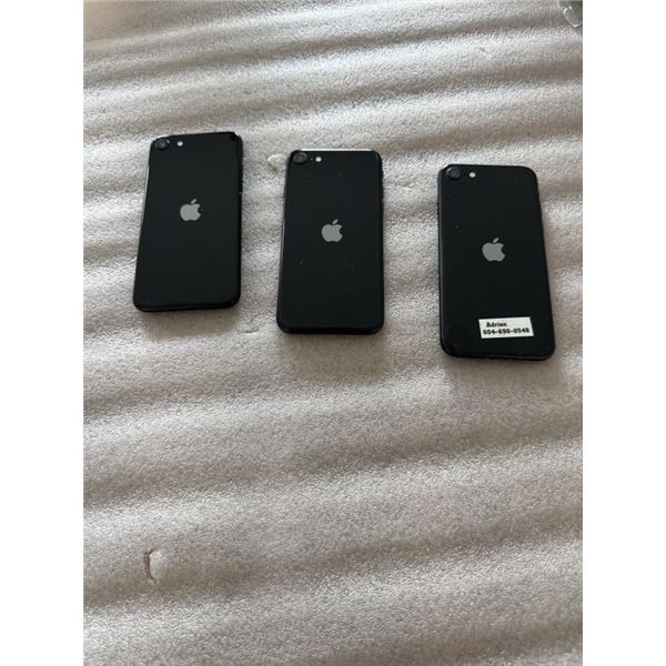 3  APPLE IPHONE SE 3RD GEN SMARTPHONES