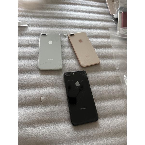 3 APPLE IPHONE 8 PLUS SMARTPHONES