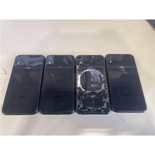 4 APPLE IPHONE XR SMARTPHONES