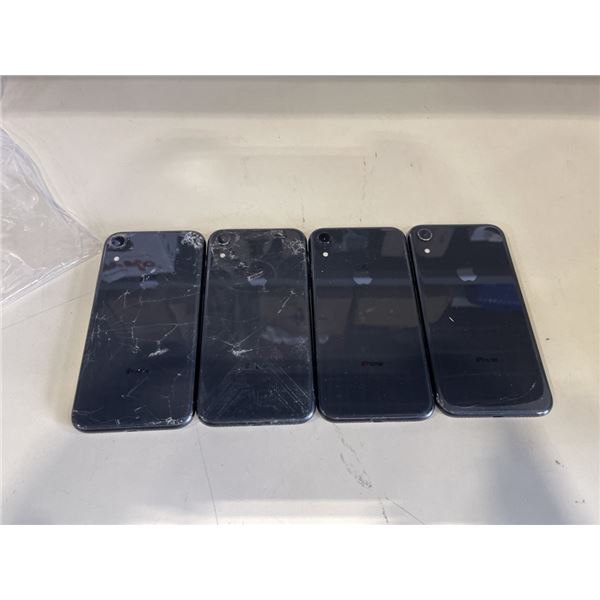 4 APPLE IPHONE XR SMARTPHONES