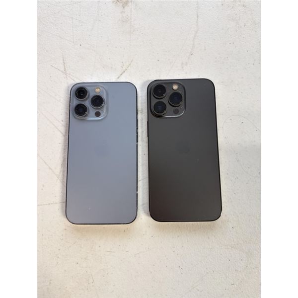2 APPLE IPHONE 13 PRO SMARTPHONES