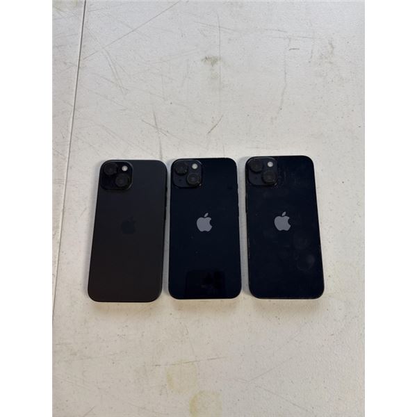 3 APPLE IPHONE 15 SMARTPHONES