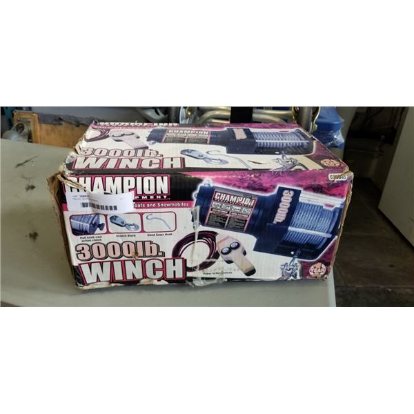 TREUIL 3000LB WINCH