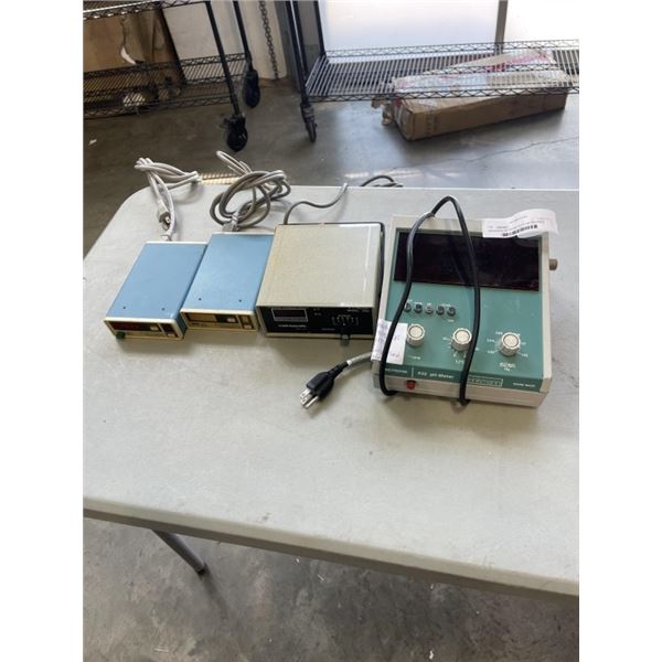 BRINKMANN METROHM  632 PH METER AND 3 VINTAGE DEVICES