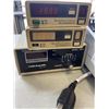 Image 3 : BRINKMANN METROHM  632 PH METER AND 3 VINTAGE DEVICES