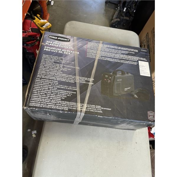 BRAND NEW PRO POINT 30A PRO CUT 30 PLASMA CUTTER