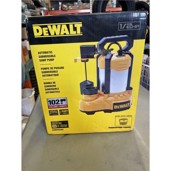 NEW DEWALT SUBMERSIBLE SUMP PUMP