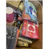 Image 2 : TRAY OF DISPOSABLE PICNIC PLATES, CUPS, ETC