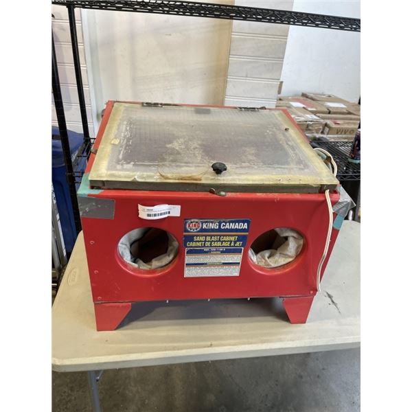 KING CANADA SAND BLASTING CABINET