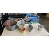 Image 6 : ASSORTED GARDEN DECOR, TRAYS, PLANTERS ETC