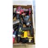 Image 3 : ASSORTED POWER TOOLS AND DRILLS